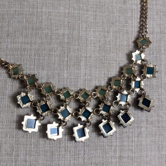 Target necklace - Picture 6 of 7